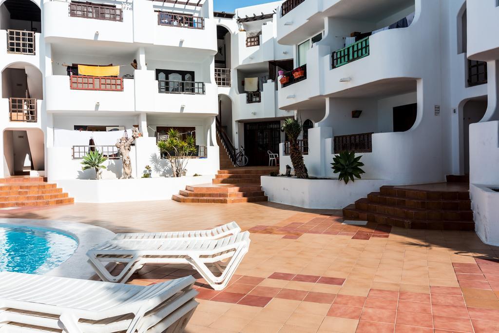Vivienda Vacacional Golden Sun Apartment Costa Teguise Exterior photo