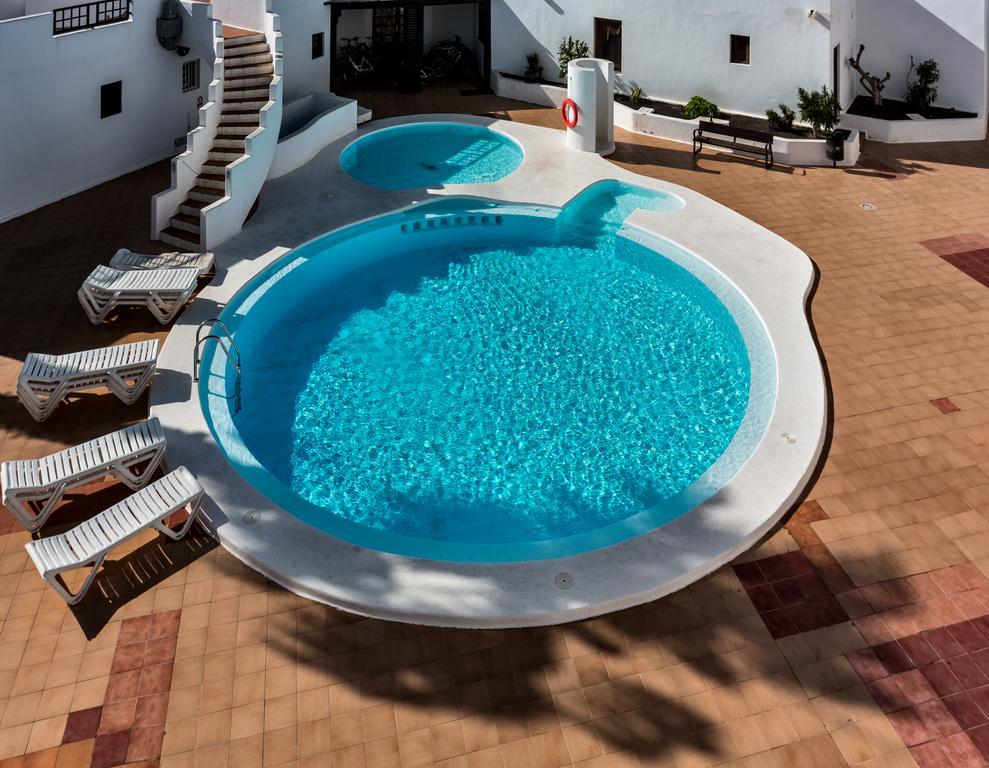 Vivienda Vacacional Golden Sun Apartment Costa Teguise Exterior photo